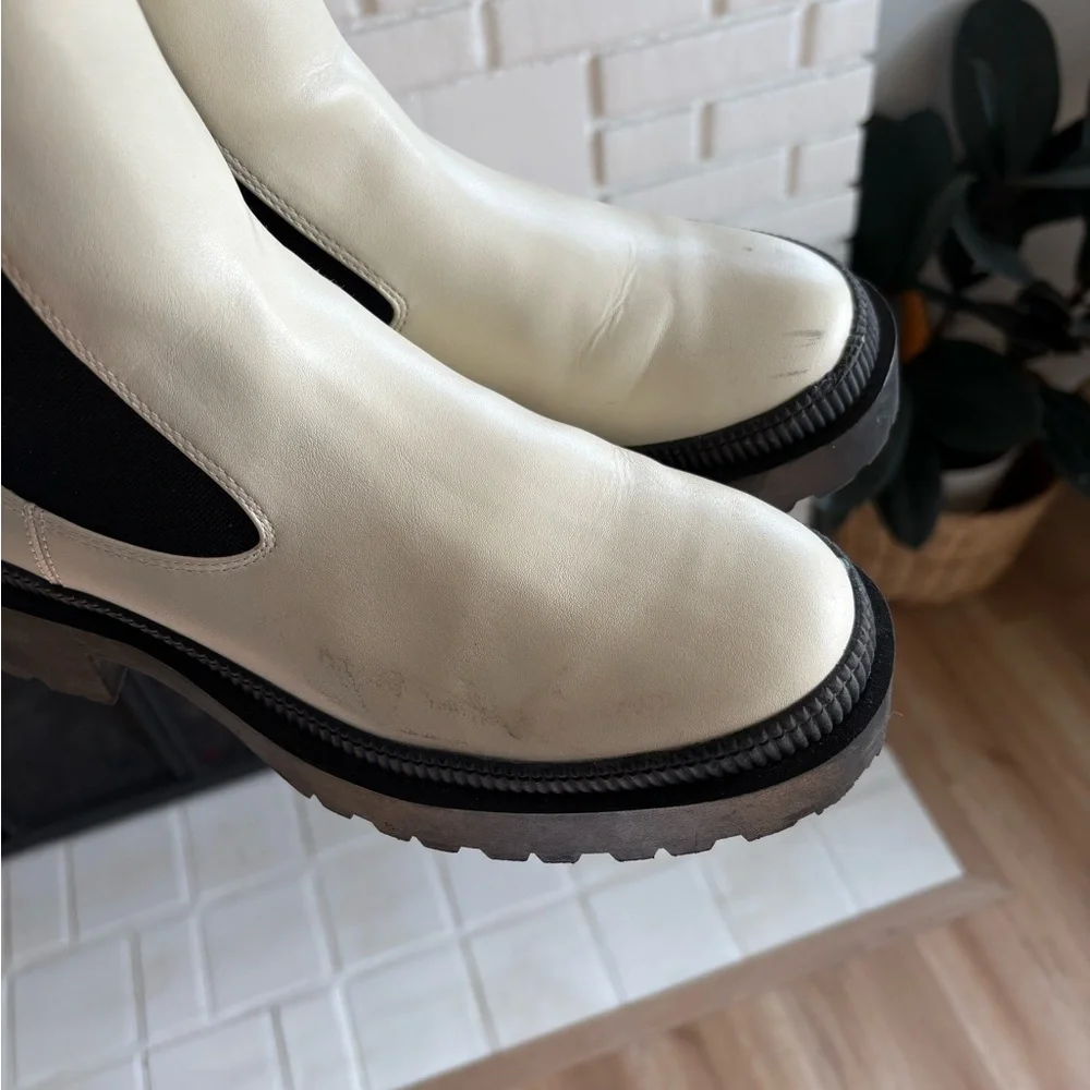 BCBGeneration elegant ankle