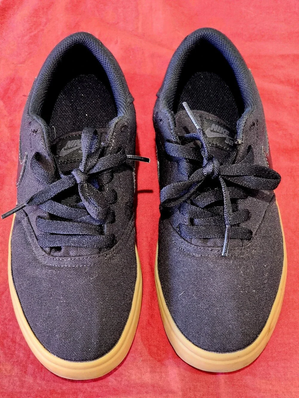 NIKE | SB Check Solarsoft Canvas Sneakers | Black | US Womens 8.5/EU 39