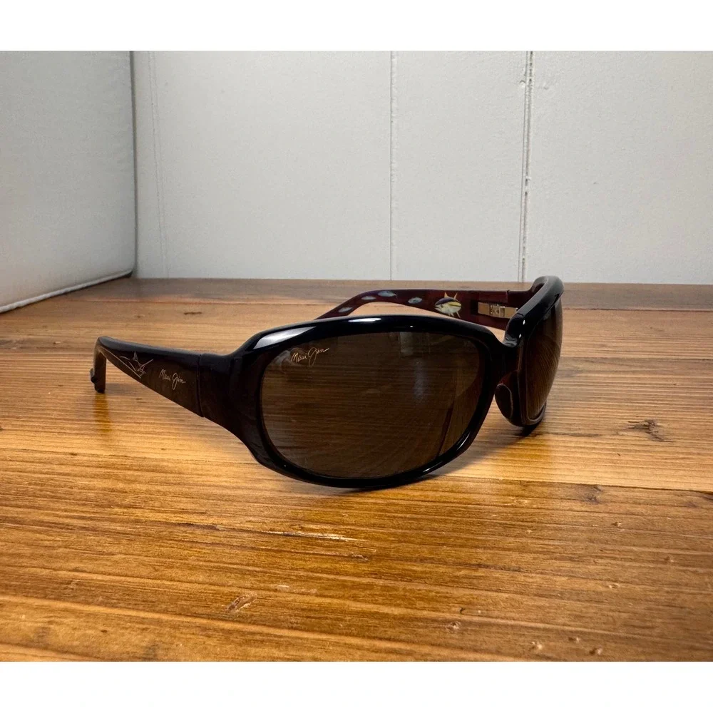 Maui Jim MJ-234-03‎ Yellowfin Polarized Sunglasses Dark Navy Unisex Wrap Sport