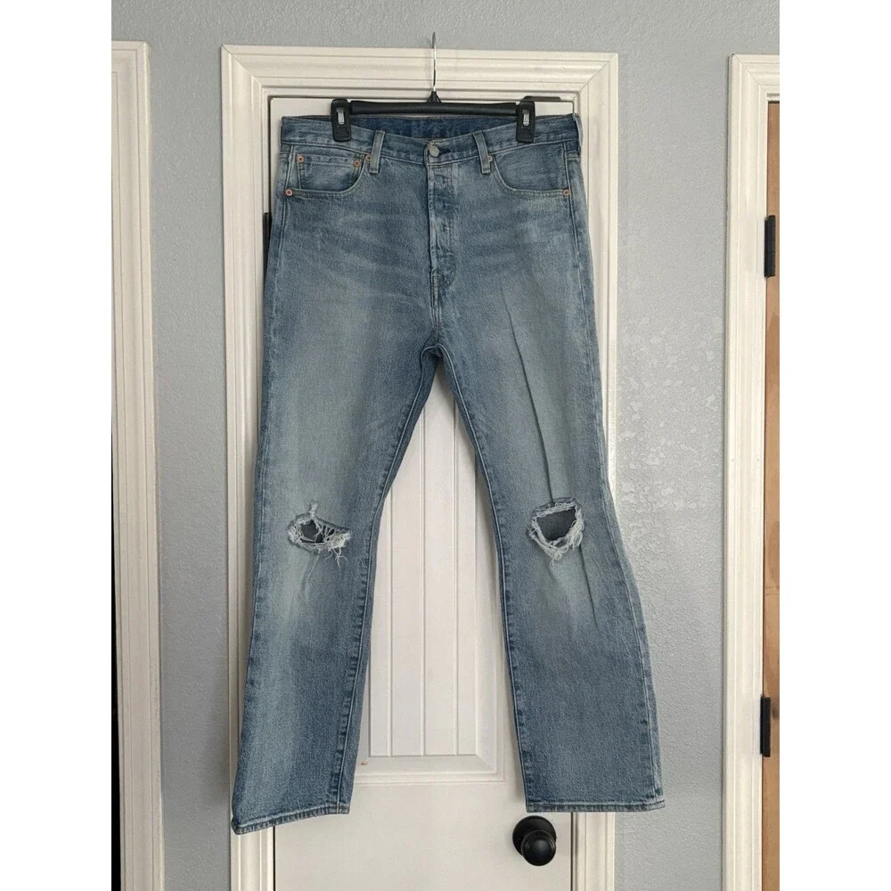 Levi's 501 Jeans Mens 34X30 Straight Fit Distressed Light Wash Faded‎ Button Fly