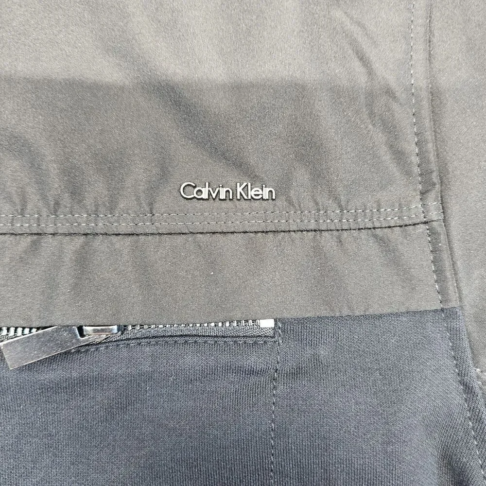 Calvin Klein calvin klein