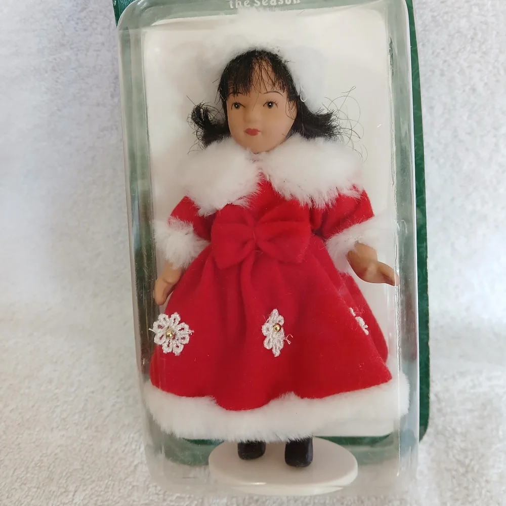Collectible Porcelain Doll Red and‎ White Art Decals Wall Decor