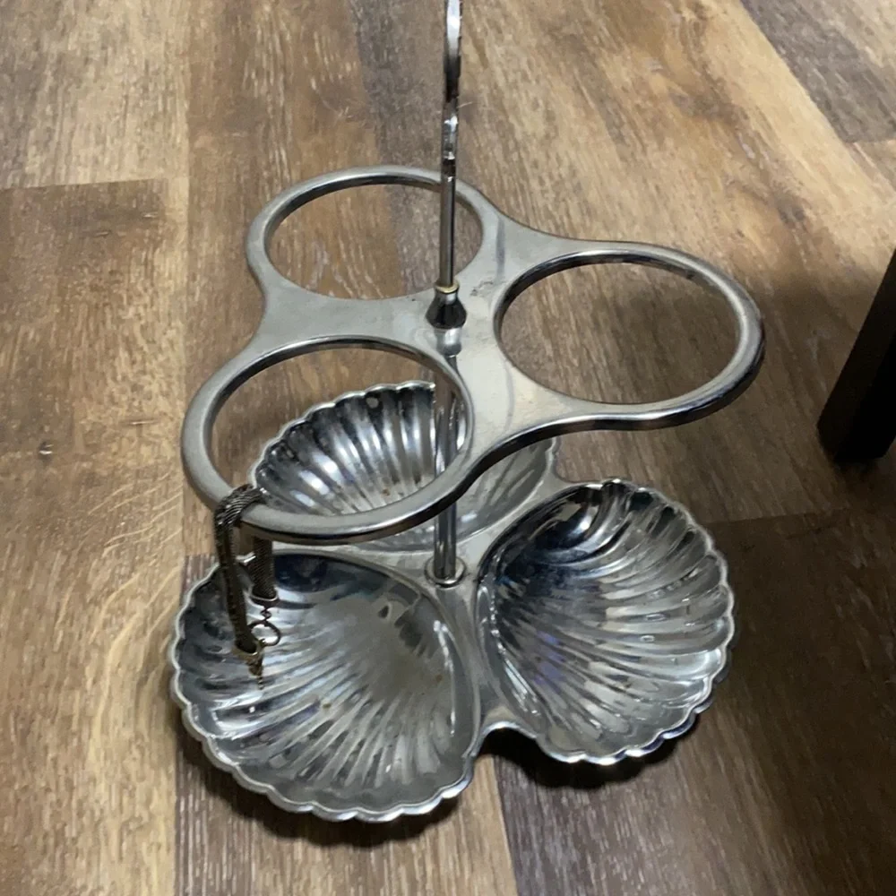 N/A jewelry holder
