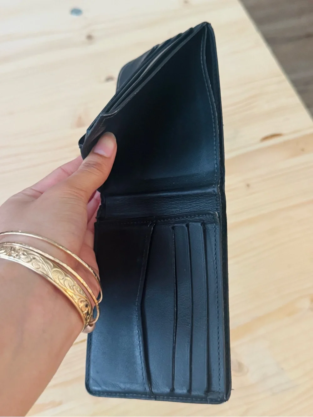 Louis Vuitton classic louis