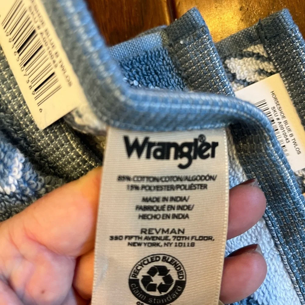 Set of 2 Wrangler Blue and White Horseshoe Bath Towels