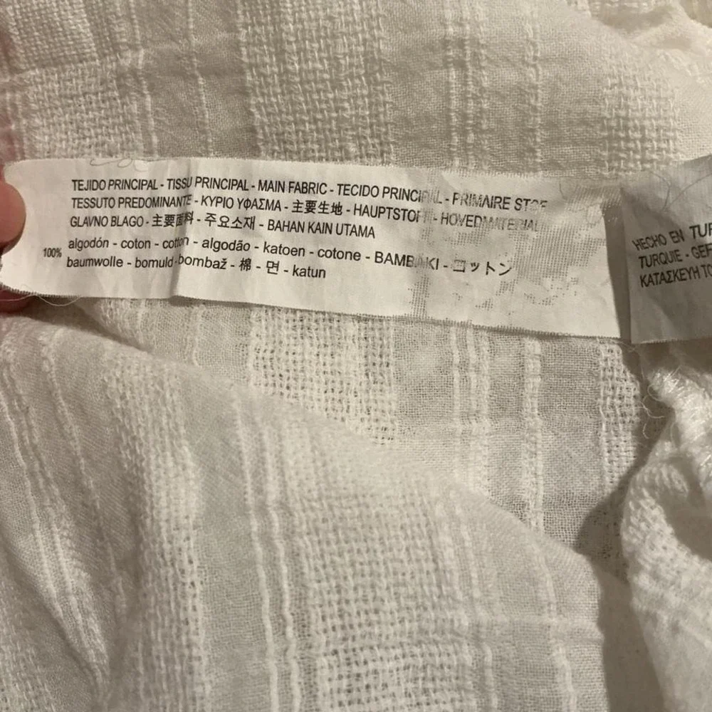 Zara basic white