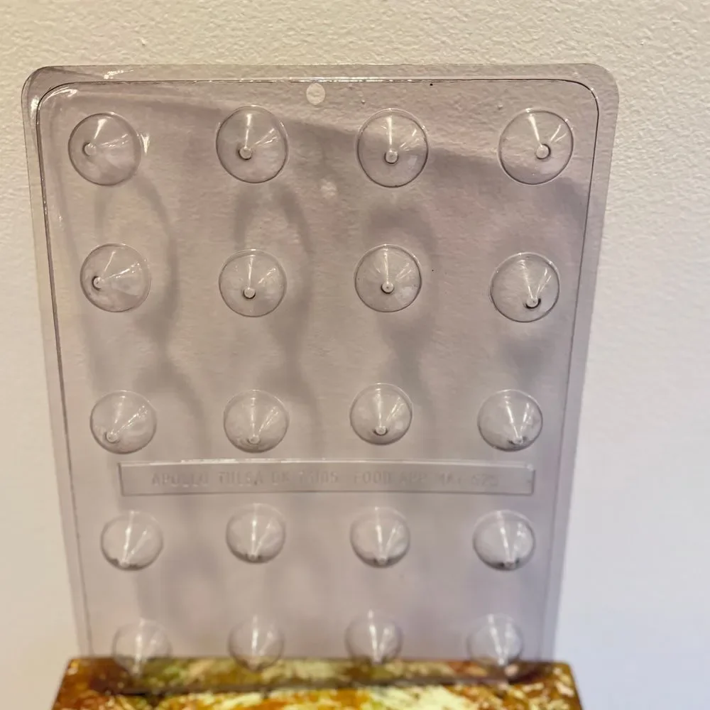 N/A lot plastic