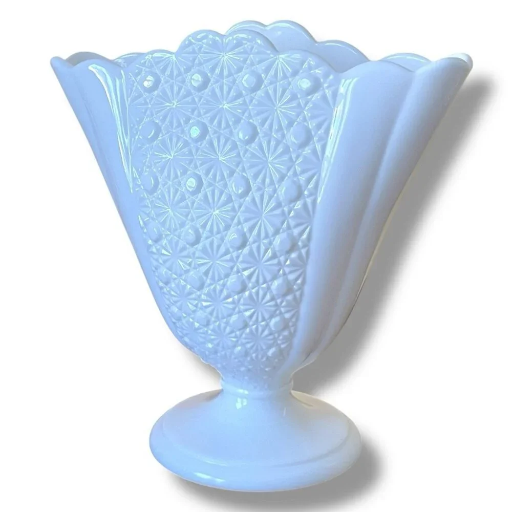 Fenton vintage daisy