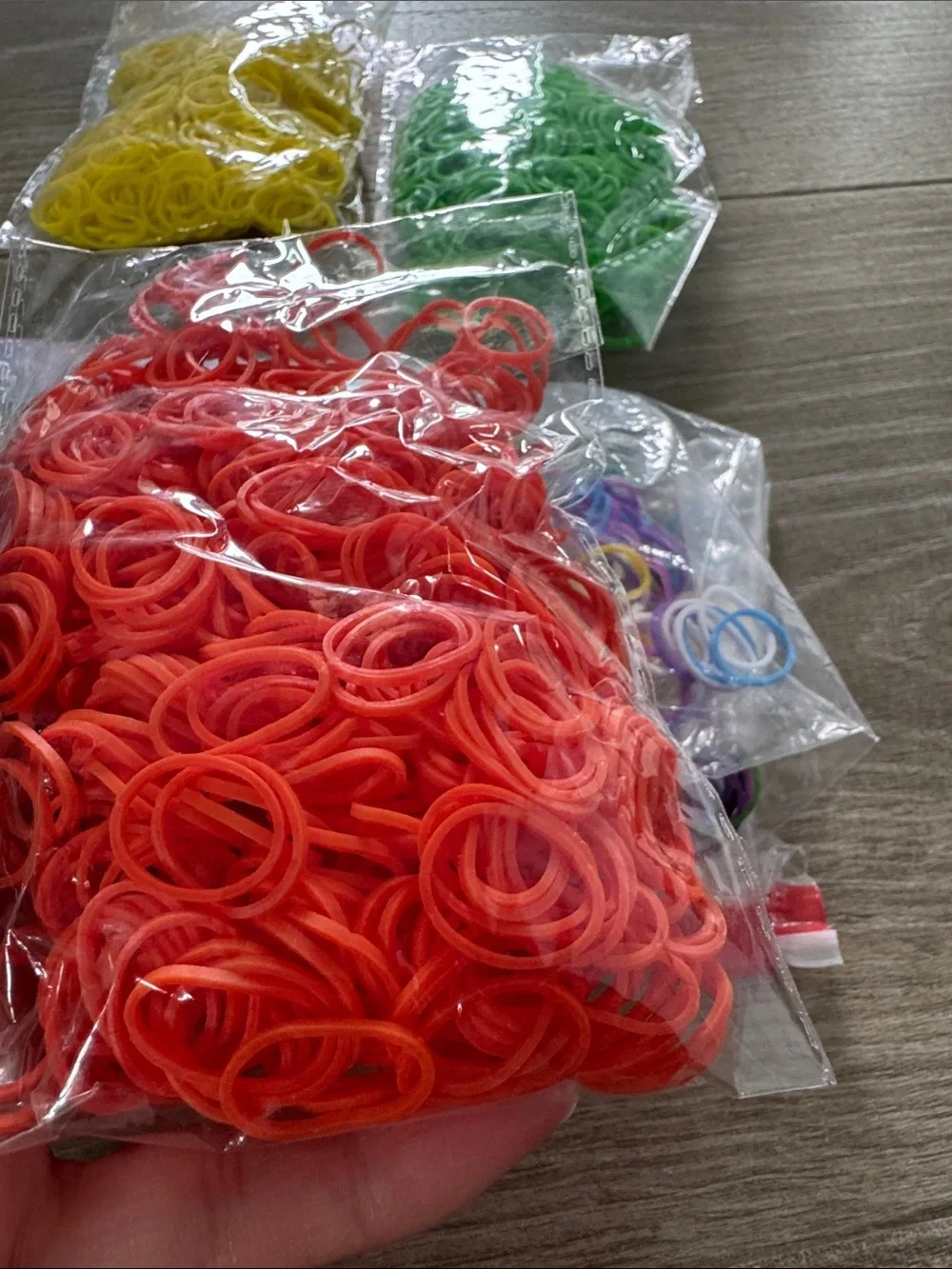 Rainbow Loom listing rainbow