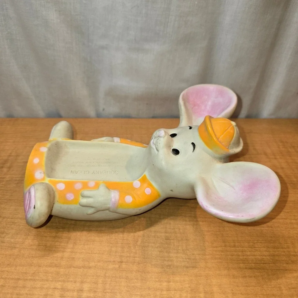 Vintage Rare Merle Norman‎ Cosmetics Squeaky Clean Rubber Soap Dish Bunny Rabbit