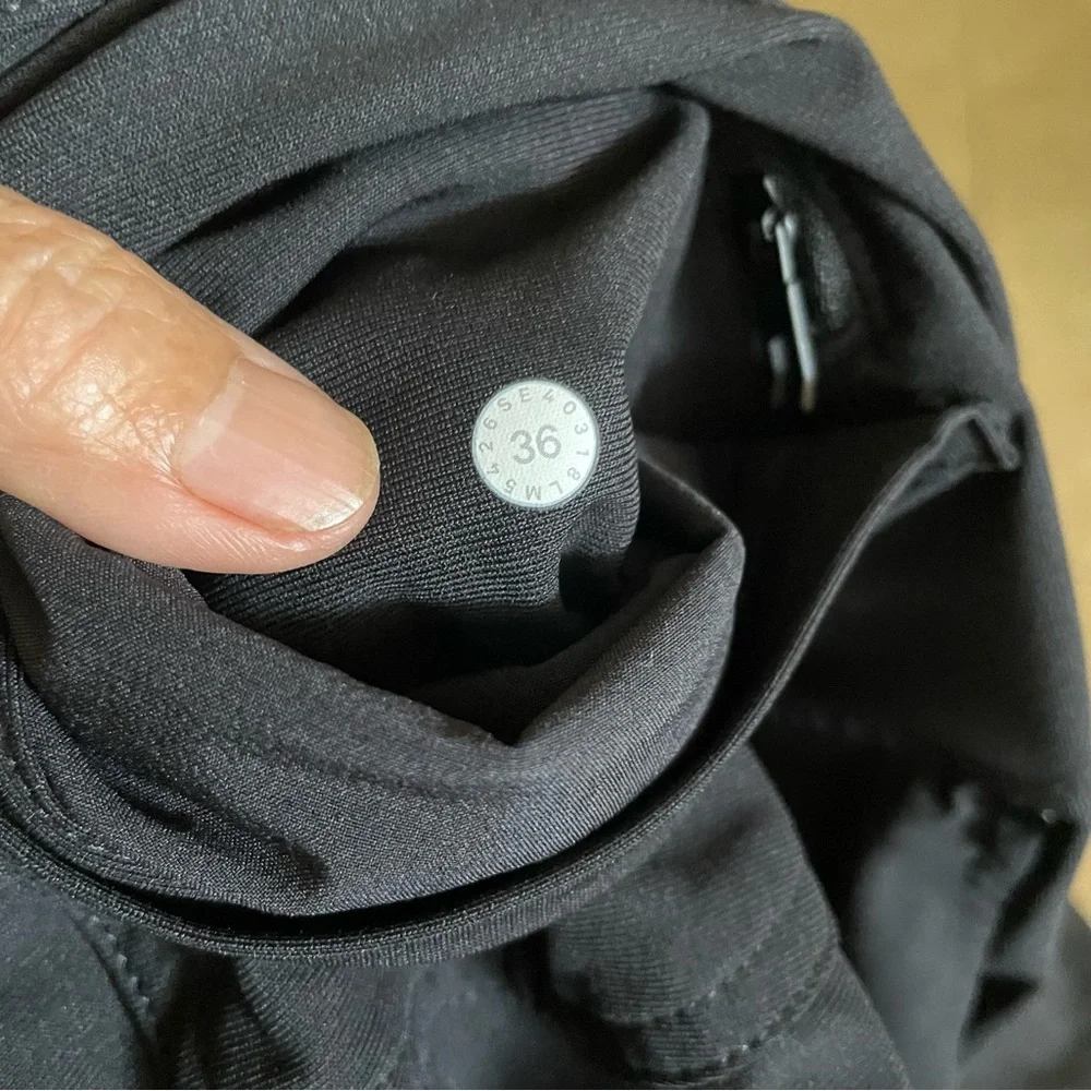 lululemon athletica classic black