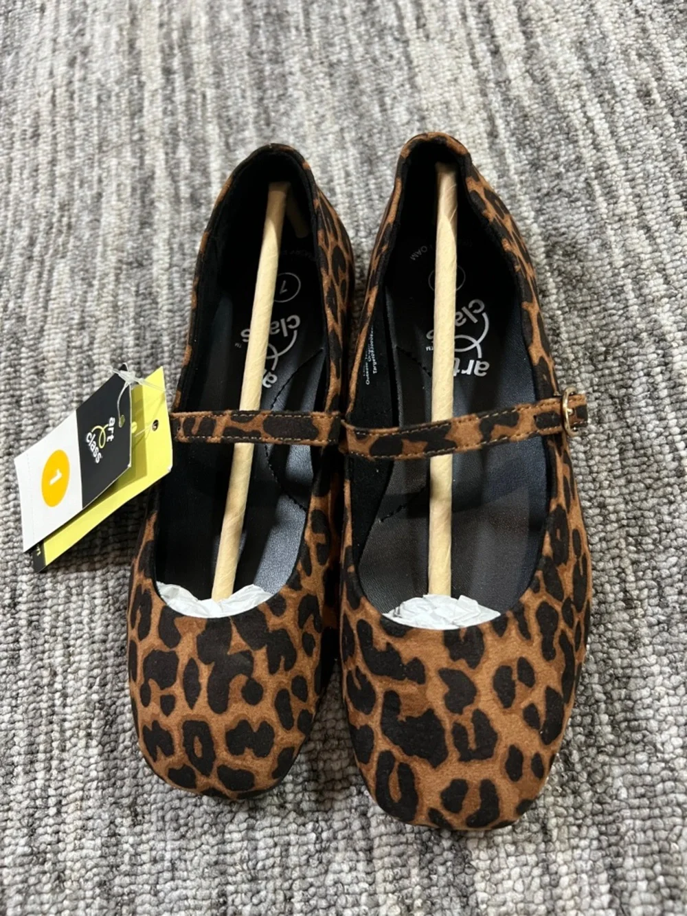 art class leopard print