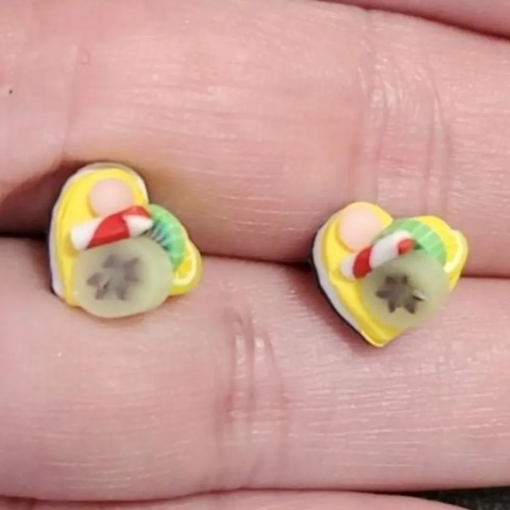 Unbranded adorable earrings