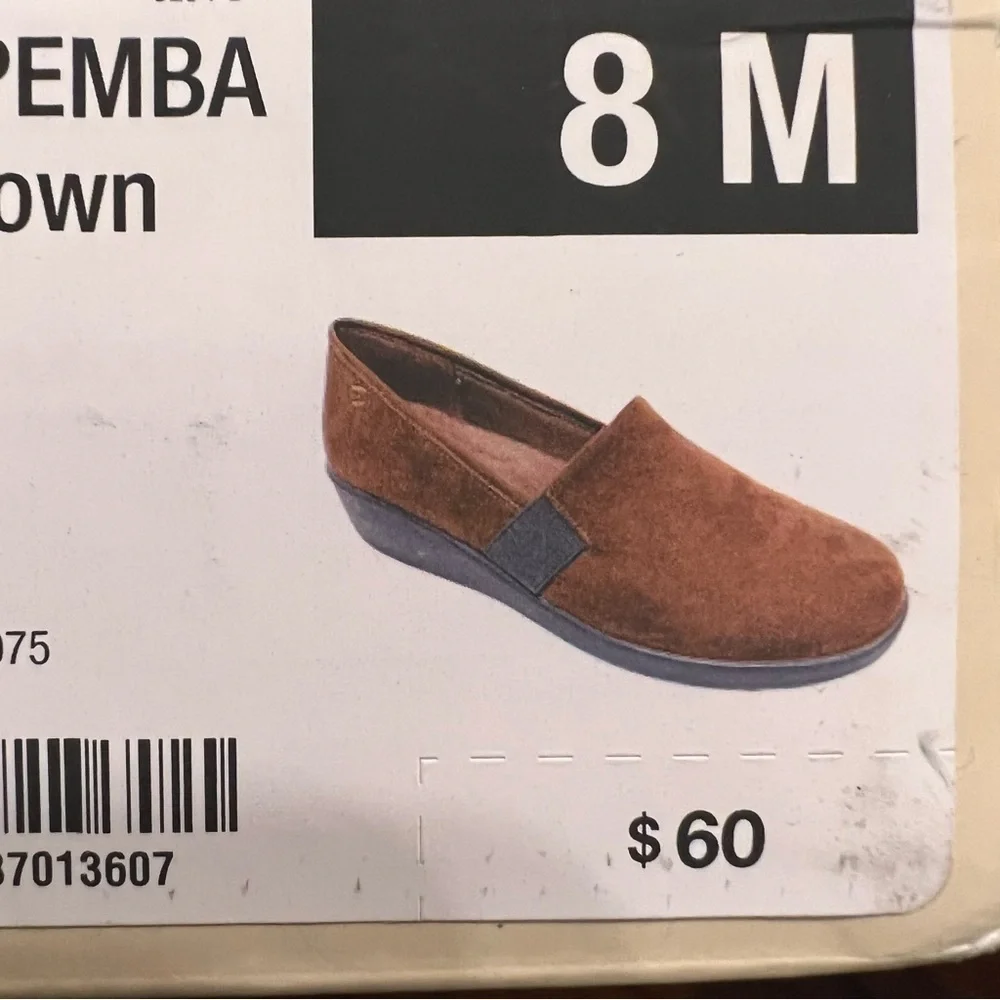 St John’s Bay Pemba Dark Brown Wedge Slip On Loafer w/ Flex Form Inserts Size 8