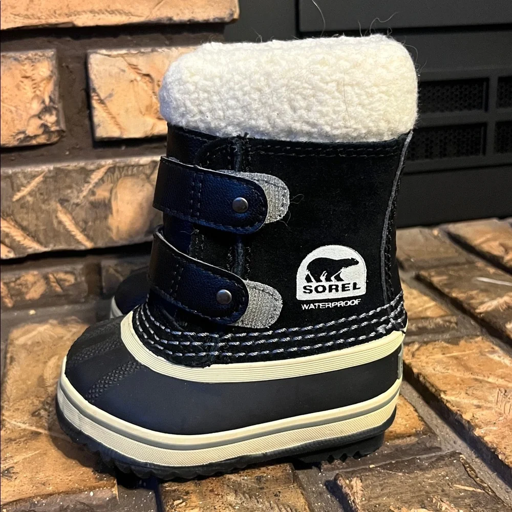 Sorel Toddler Black 1964 PAC‎ Strap Winter Boots Size 4