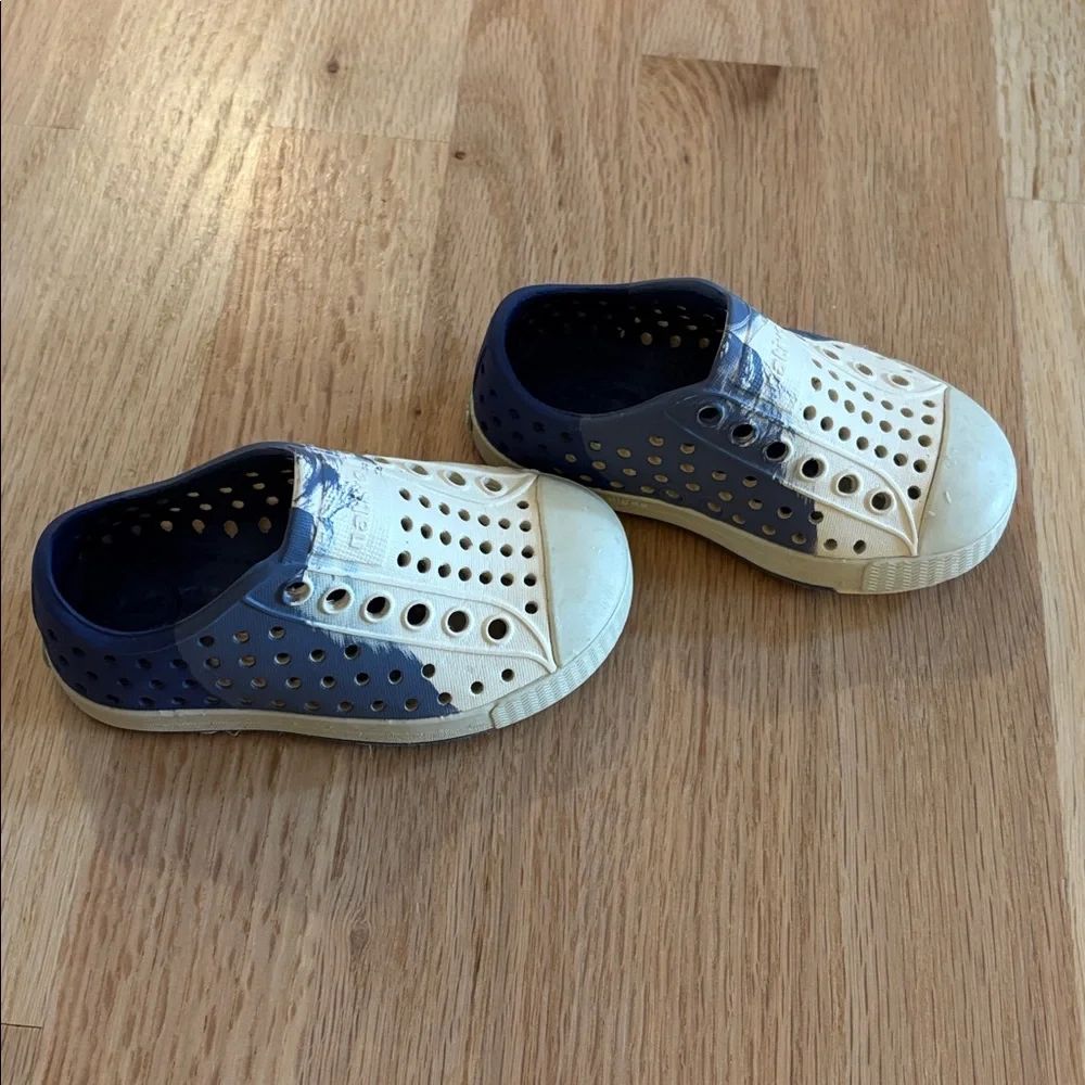 Native Shoes good used