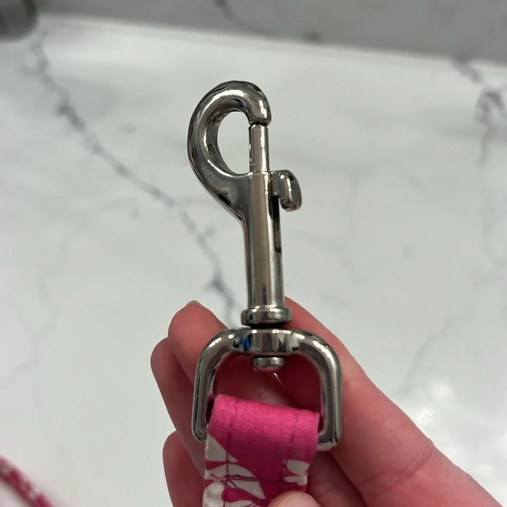 N/A pink white