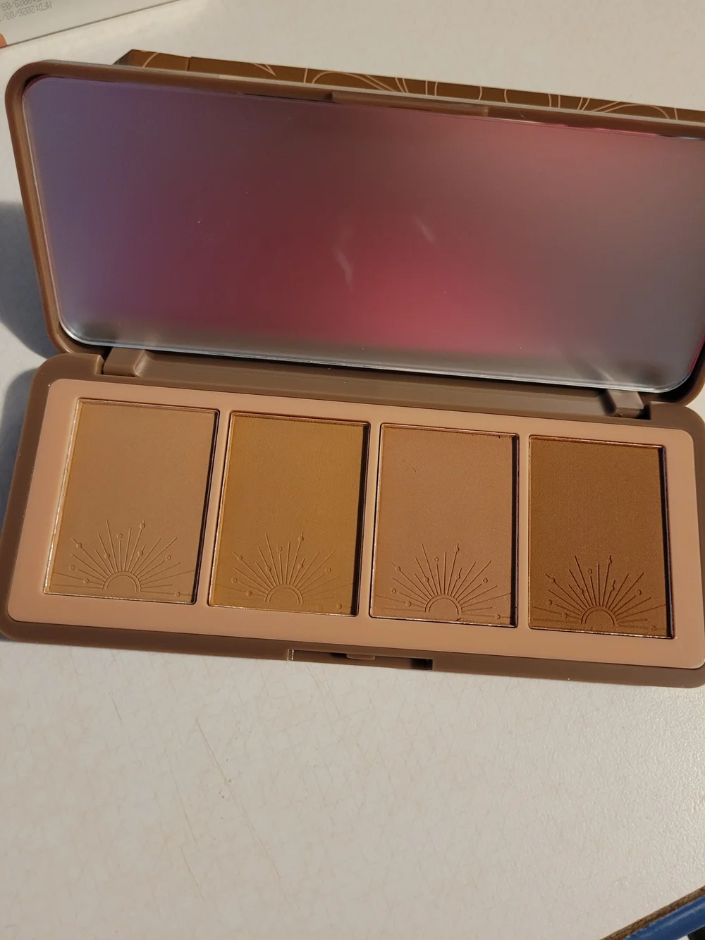 Pinky B Beauty  Hot Commodity Bronzer Palette - Brown