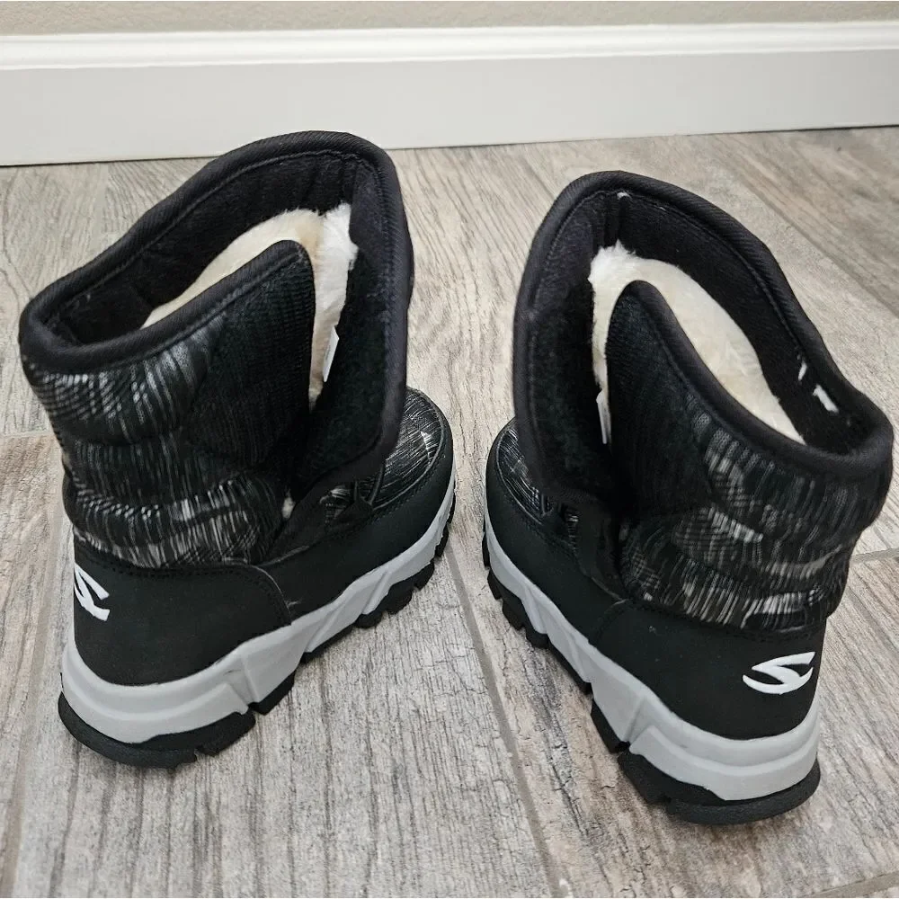 Hobibear Black and Gray Faux Fur Lined Snow Boots Size 8.5 Toddler