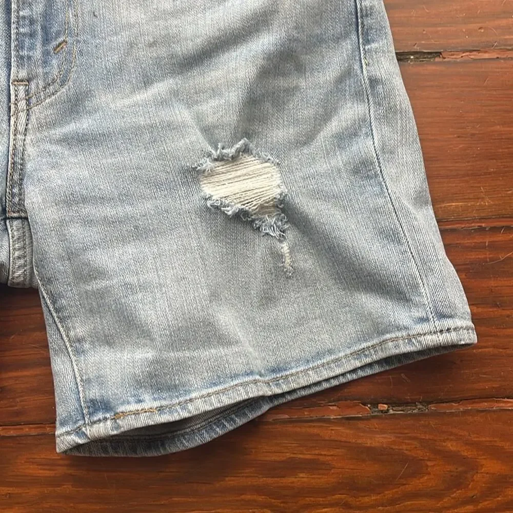 Levis levi’s long