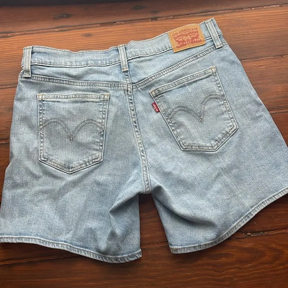 Levis levi’s long