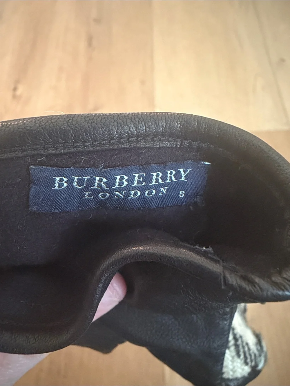 Burberry classic plaid