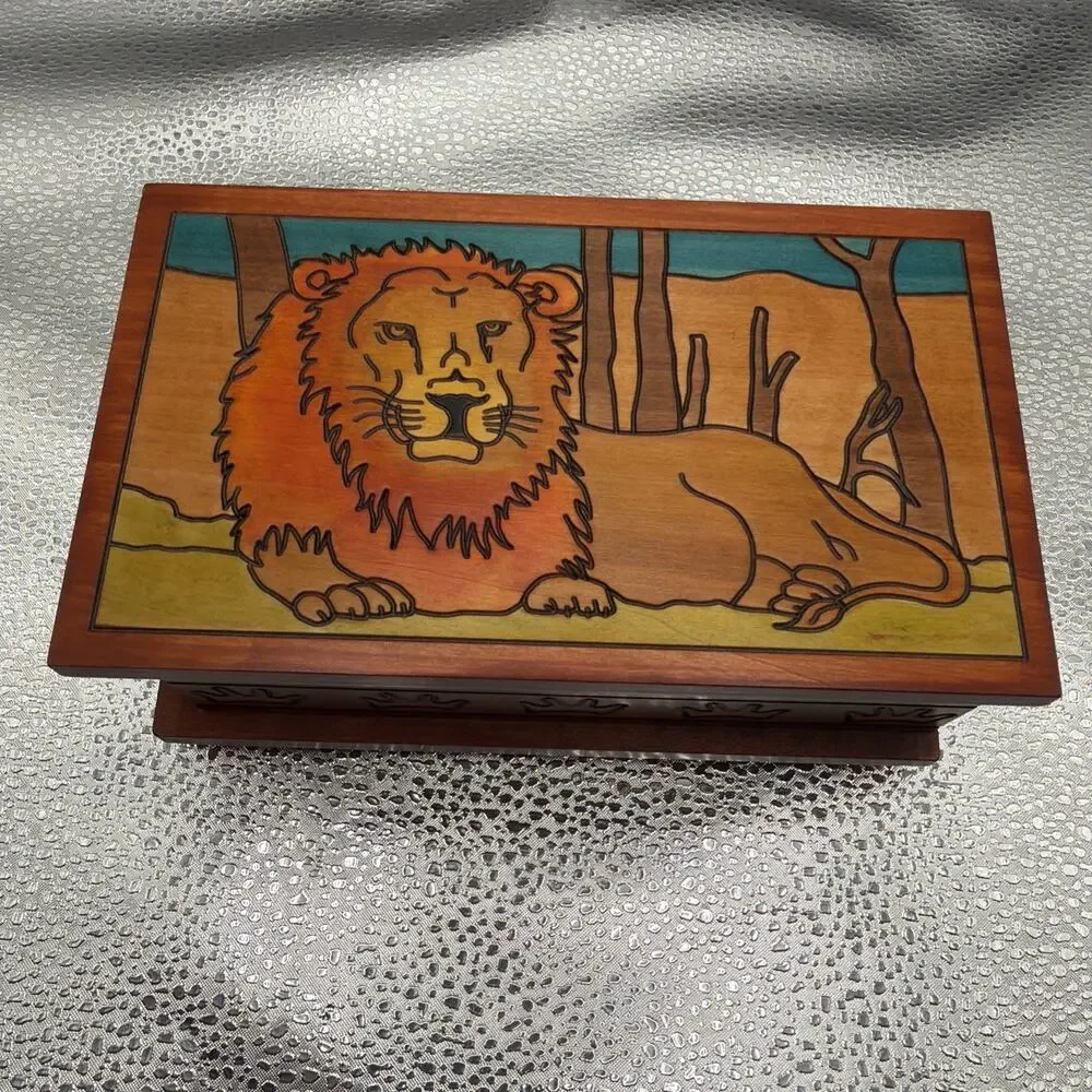 PolishArt lion box