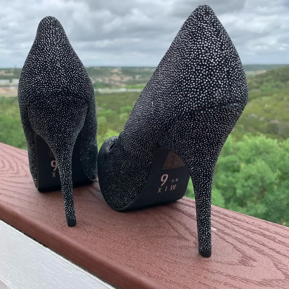 Mix No. 6 black encrusted