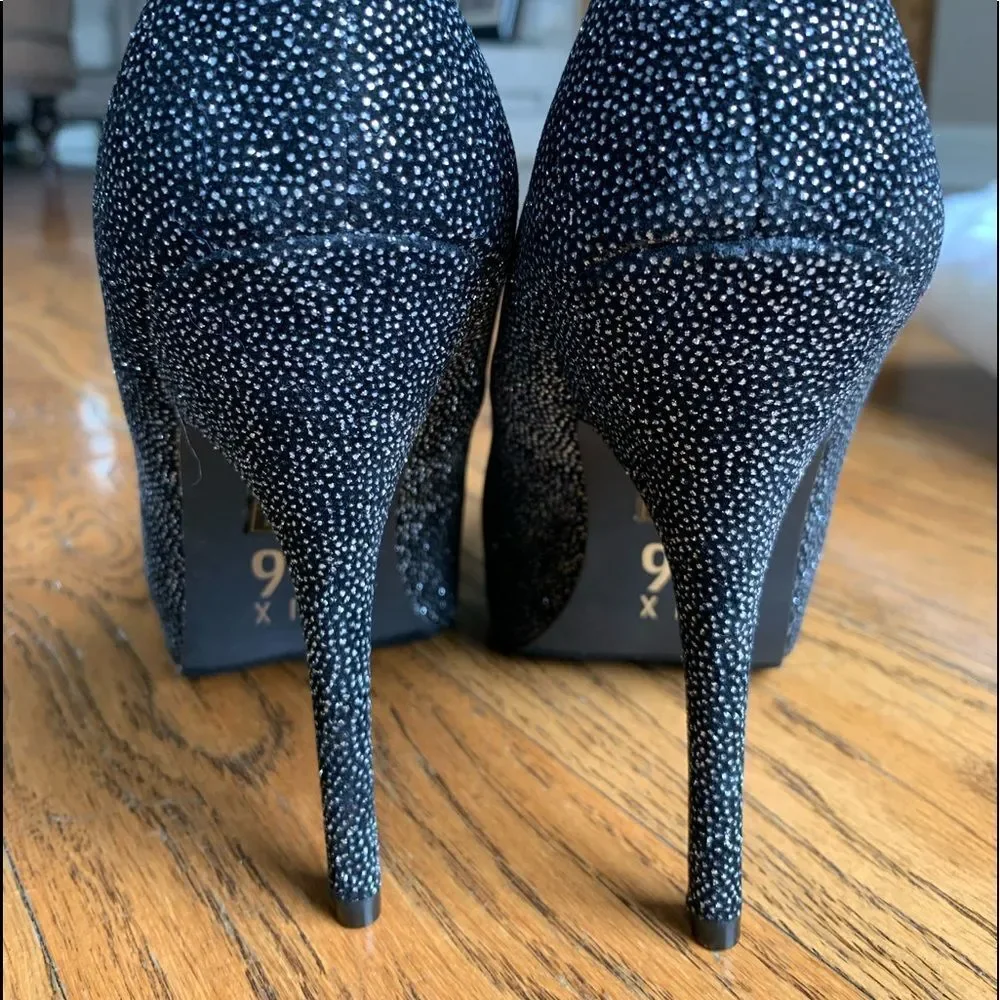 Mix No. 6 black encrusted
