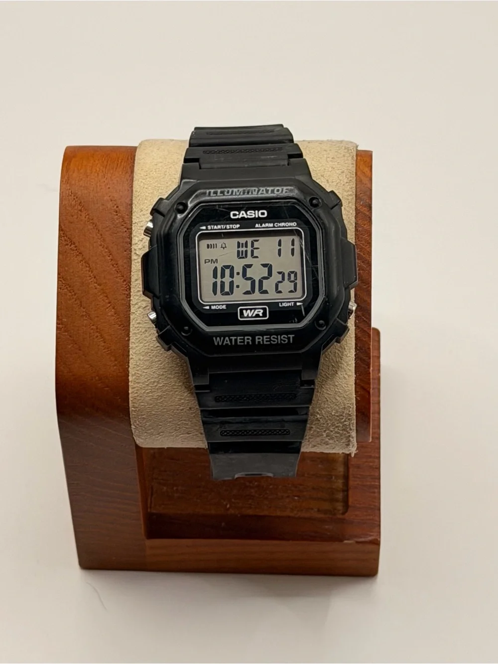 Casio Illuminator 3224 F-108WH Mens Watch 42mm Black Digital Alarm Day Date