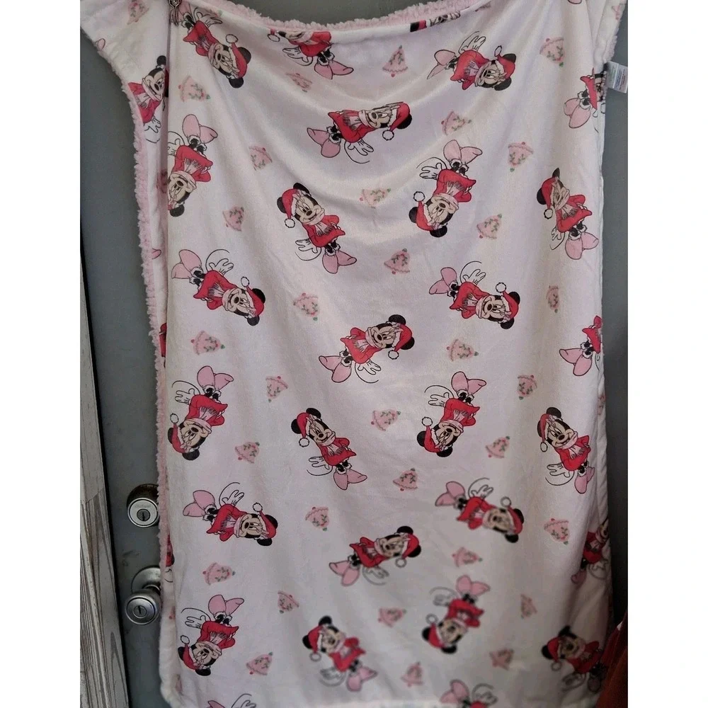 Disney Baby CHRISTMAS Minnie Mouse Pink Baby Blanket AOP 30