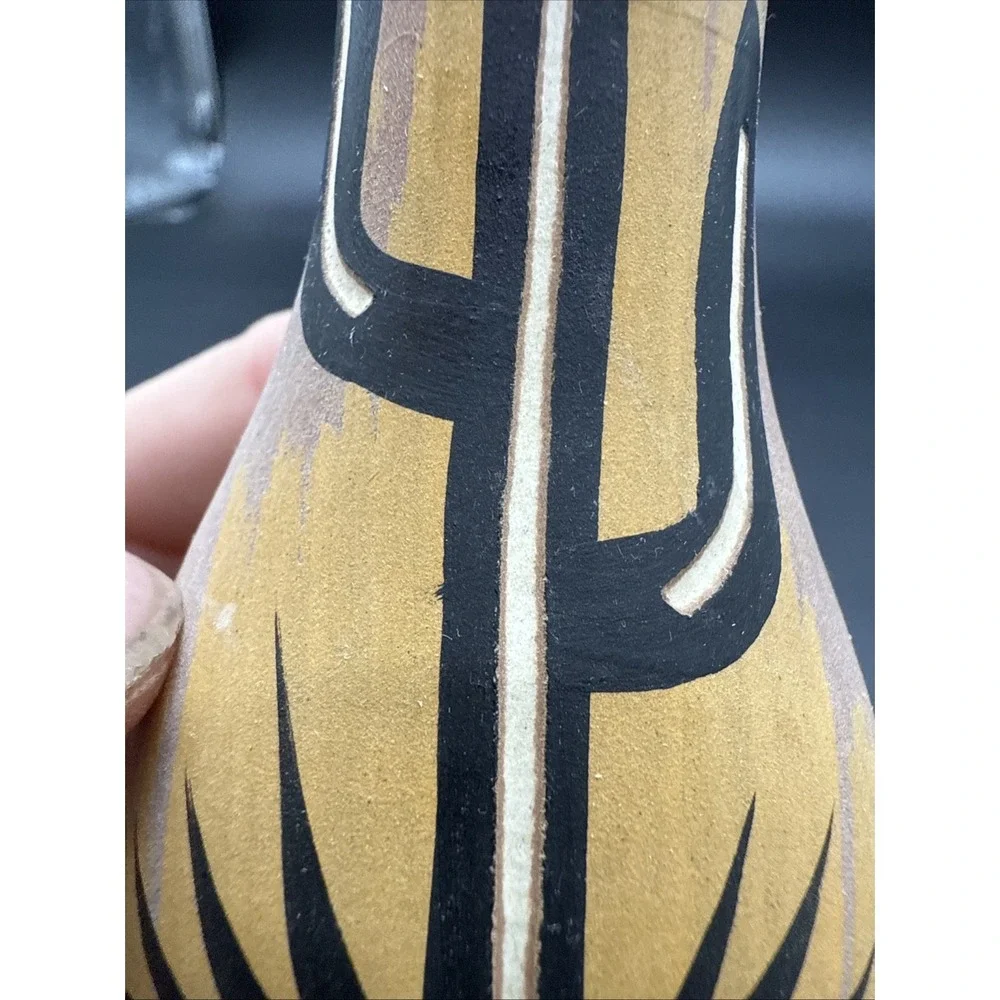 Mini‎ Mexican Style Cactus Carved Pottery Vase Hand Painted 4.5 In Signed AZ.