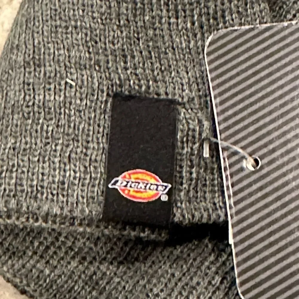 Dickies gray scarf