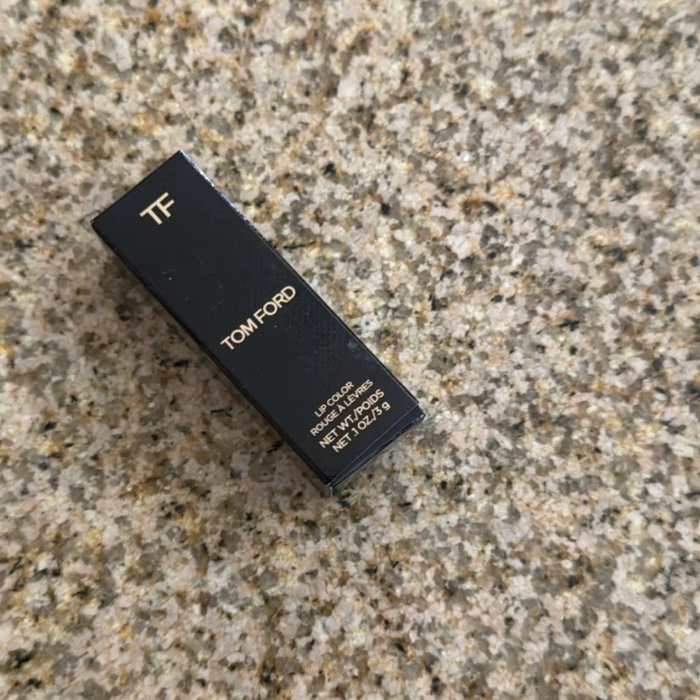 Tom Ford Elegant Black Lipstick