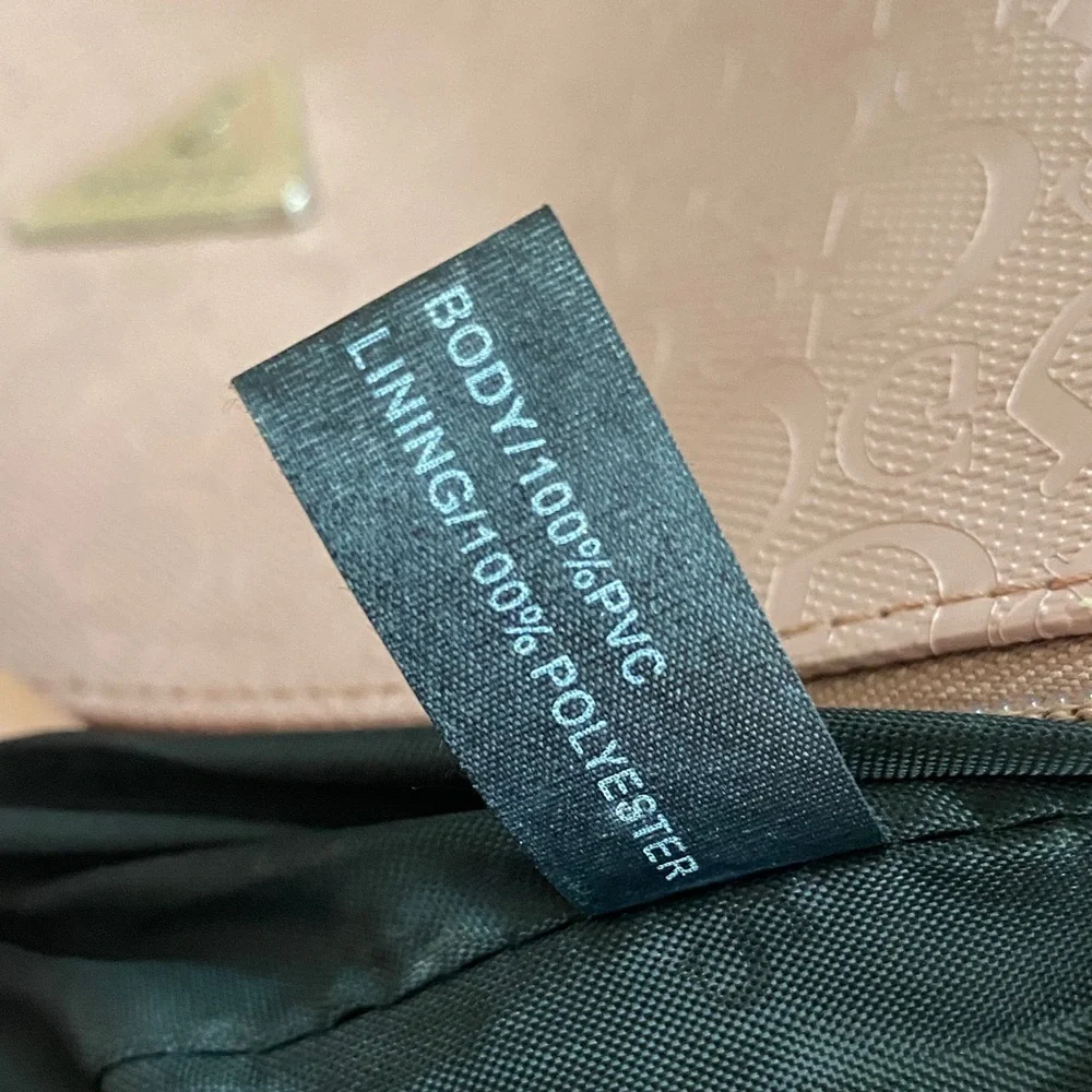 Guess elegant pink
