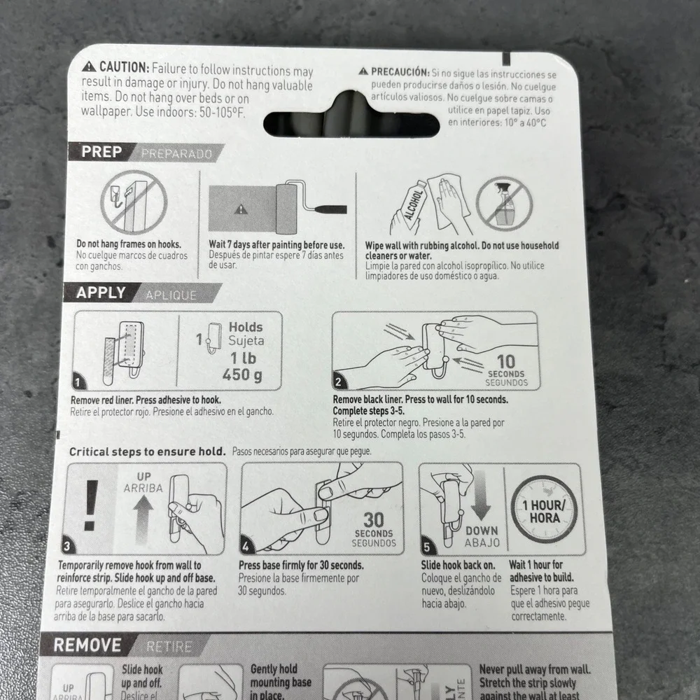 3M Command effortlessly organize