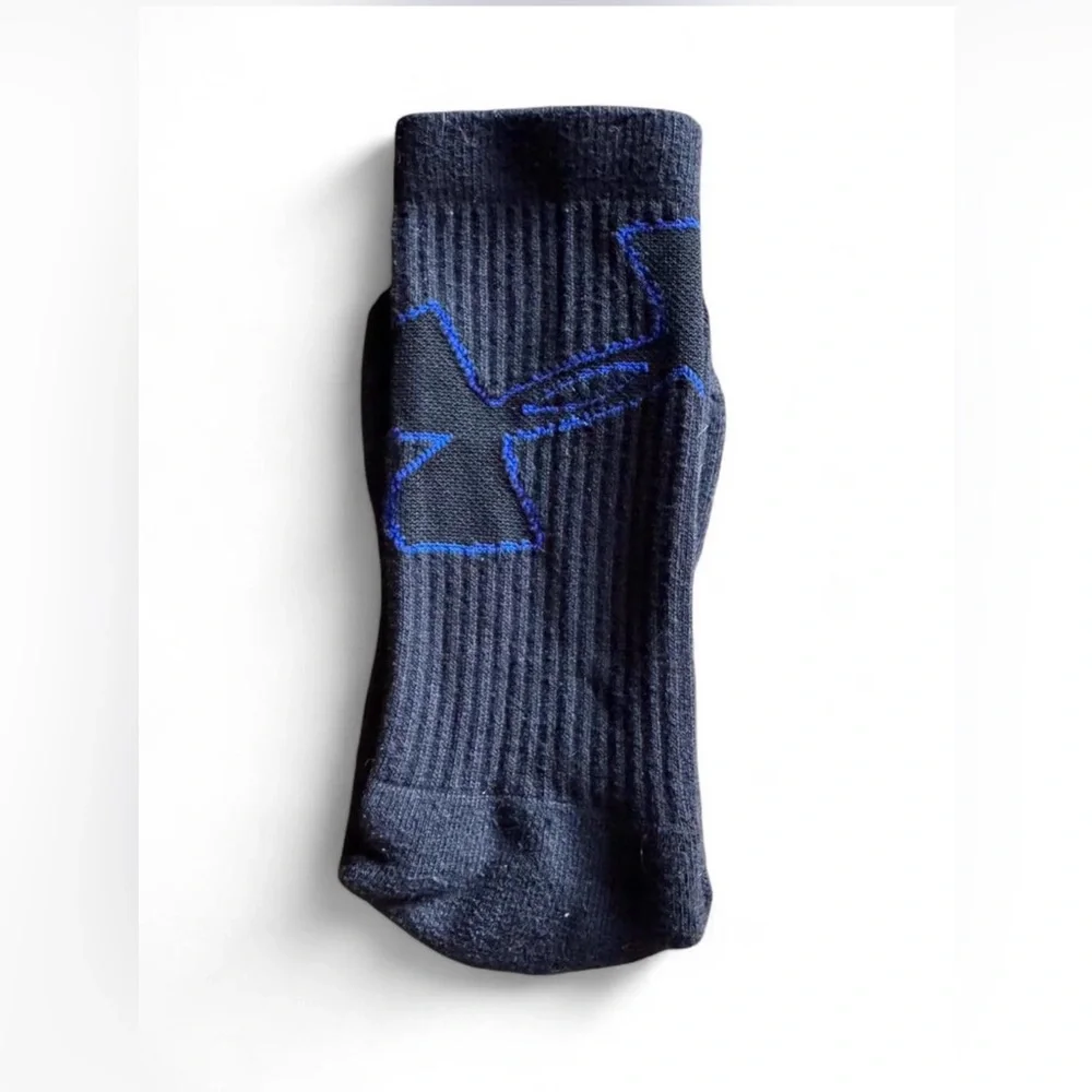 Under Armour Boys Performance Crew Socks Black Blue Size MD 4.5-7