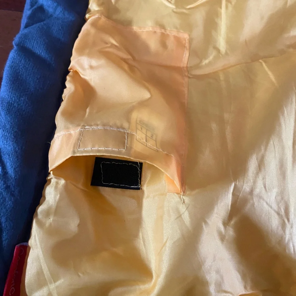 Vintage‎ Coleman yellow sleeping bag 33x70” PERFECT CONDITION