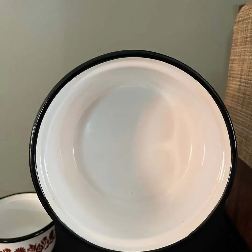 Unbranded vintage enamel