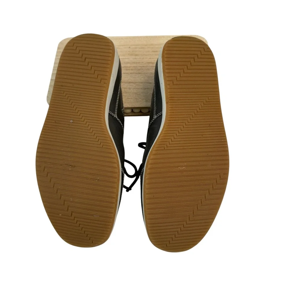 Clarks leather boat