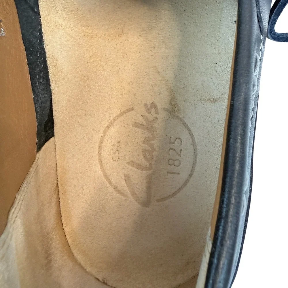 Clarks leather boat