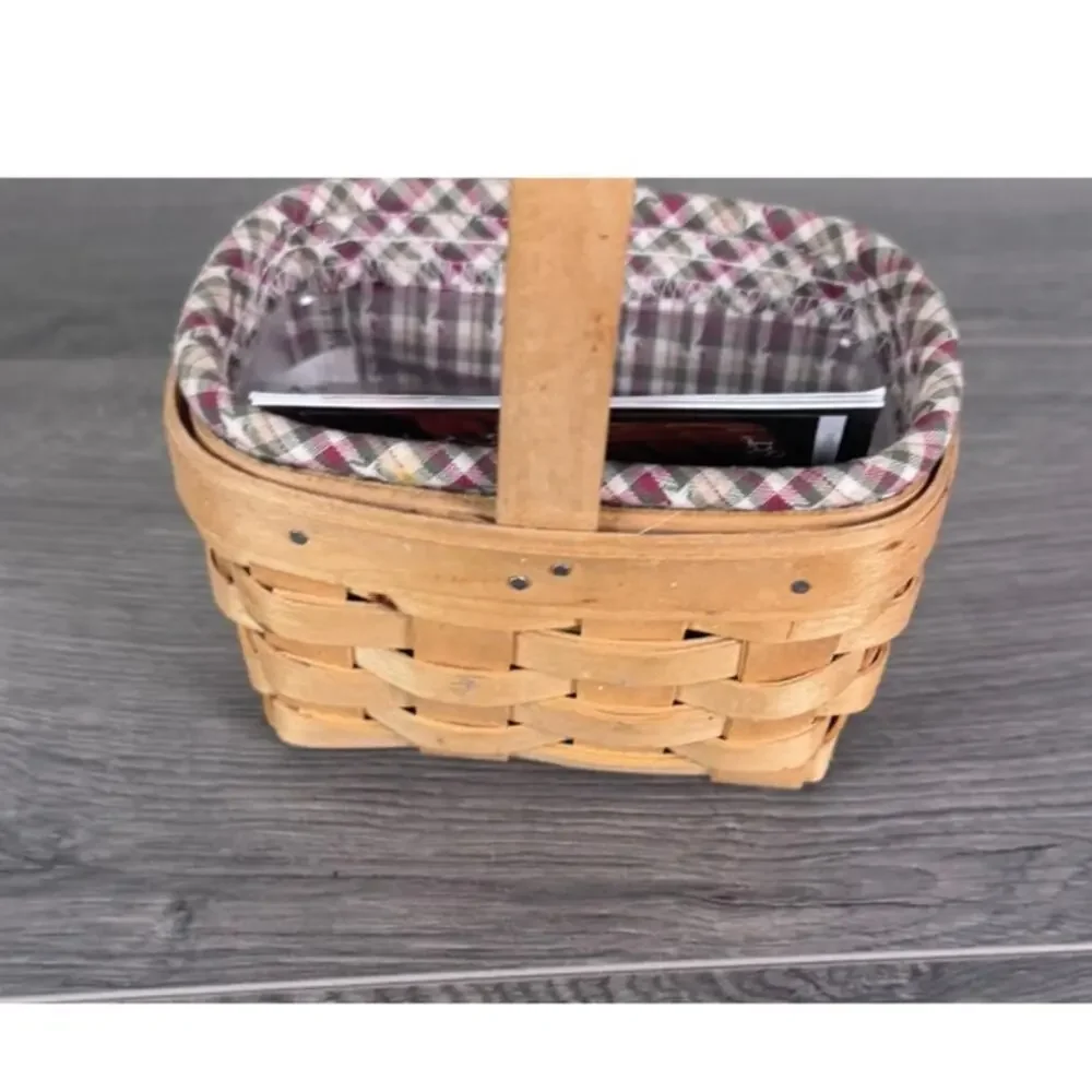 Longaberger set includes