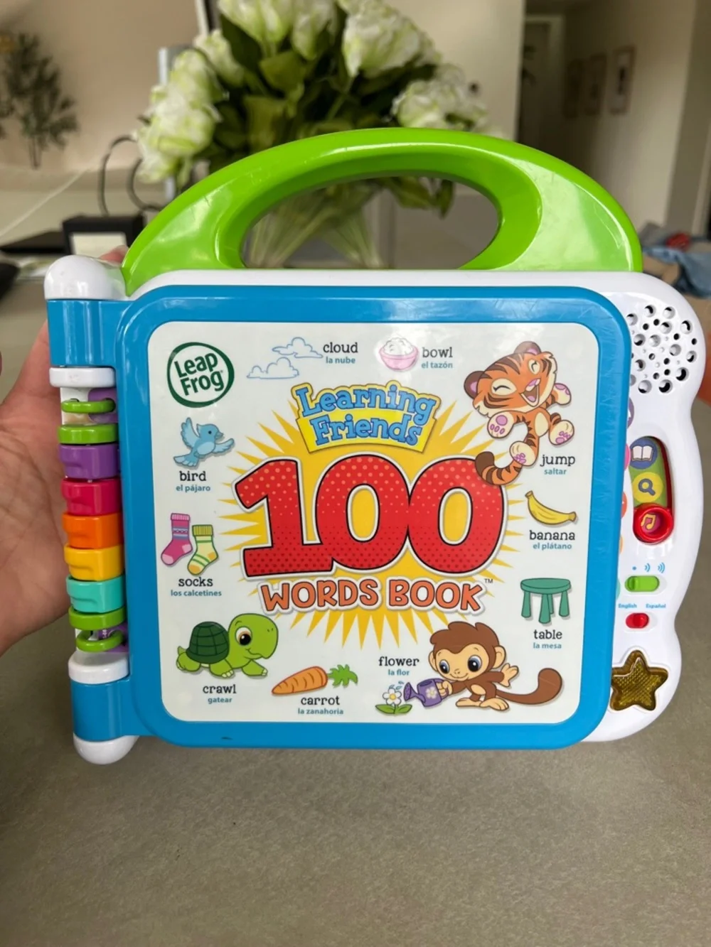 Leapfrog Learning Friends 100‎ Words Book - English/Spanish
