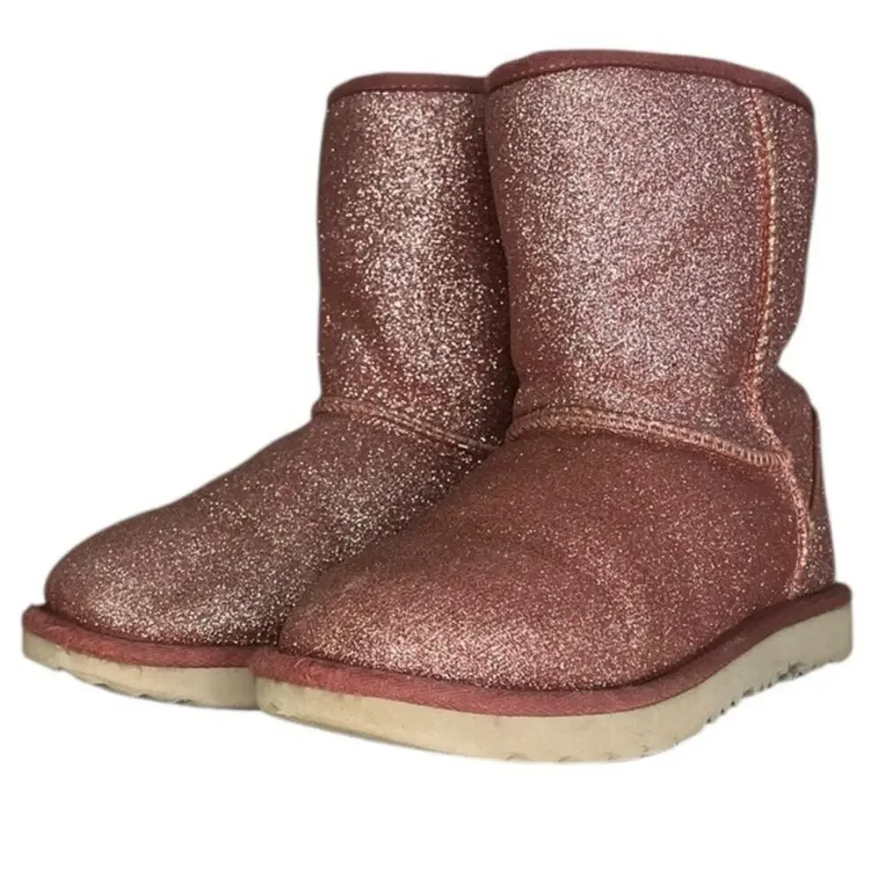UGG girls classic