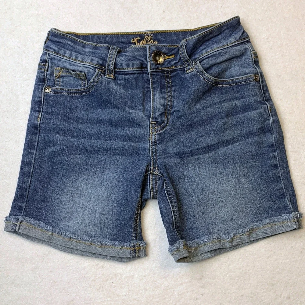 Justice Girls Denim Shorts Medium Wash Raw Hem Size 12S Stretch Blue Jeans