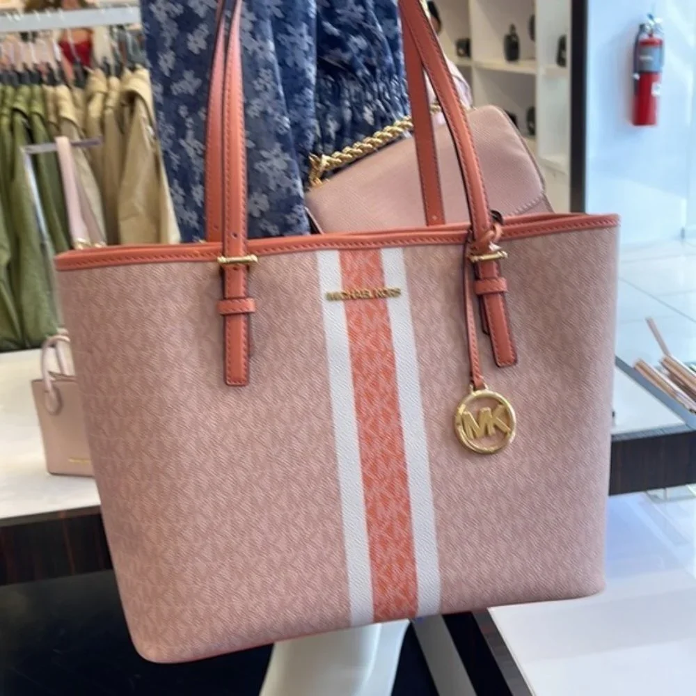 Michael Kors print set zipper