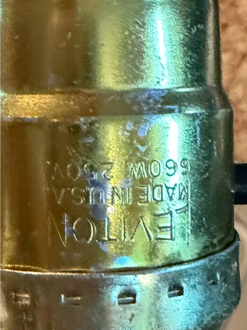Reliance gold lantern