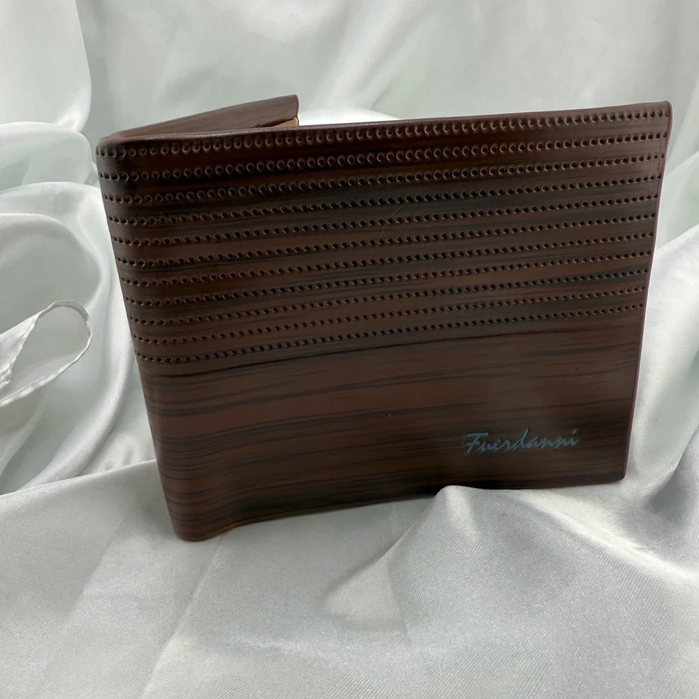 The Unbranded Brand star poshmark