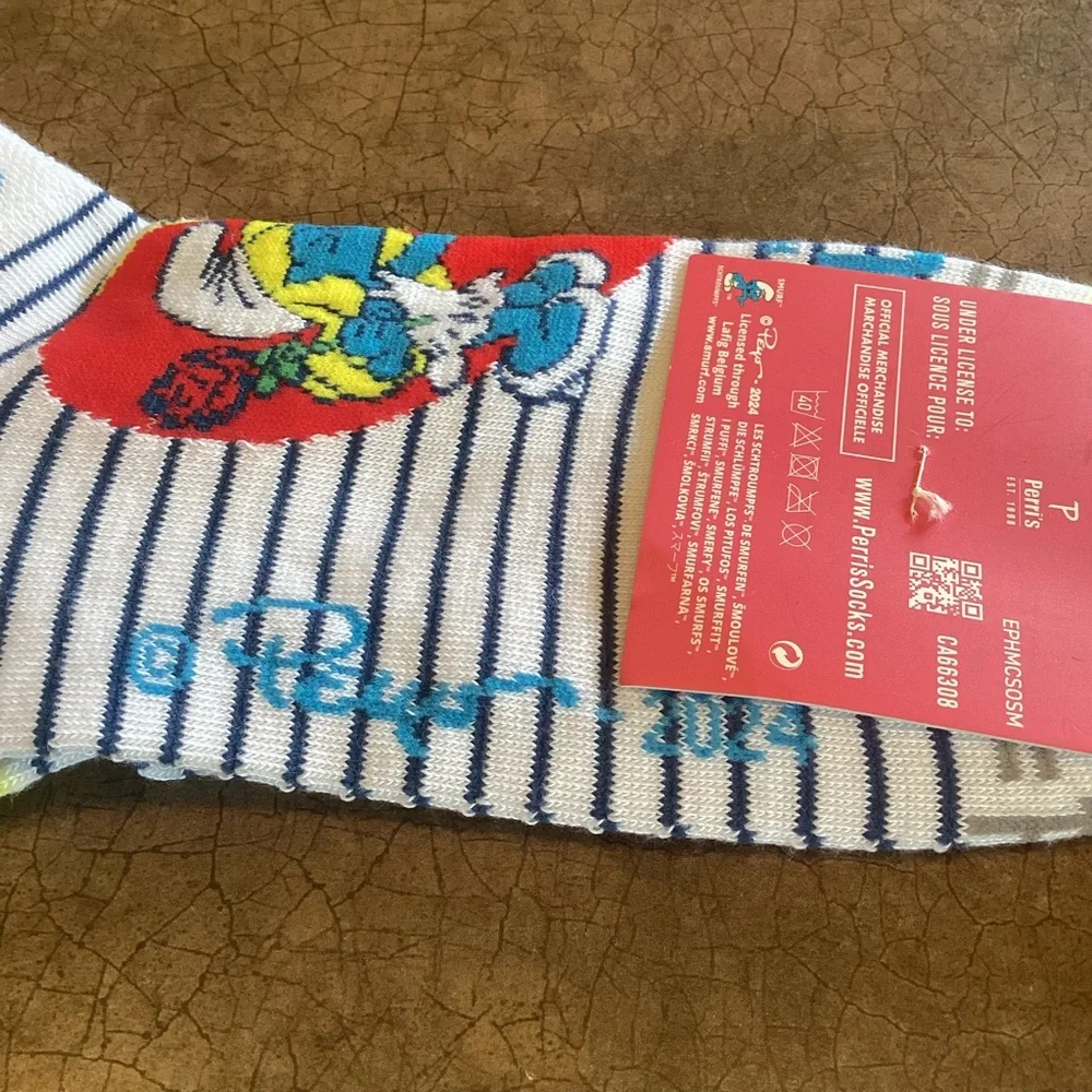 N/A adorable socks