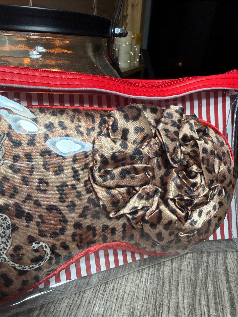 envy satin leopard